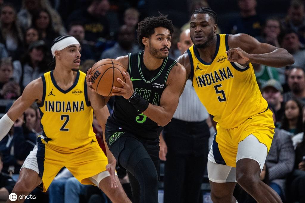 胡夫29+9西亚卡姆27+6+5 锡安27分步行者击退鹈鹕